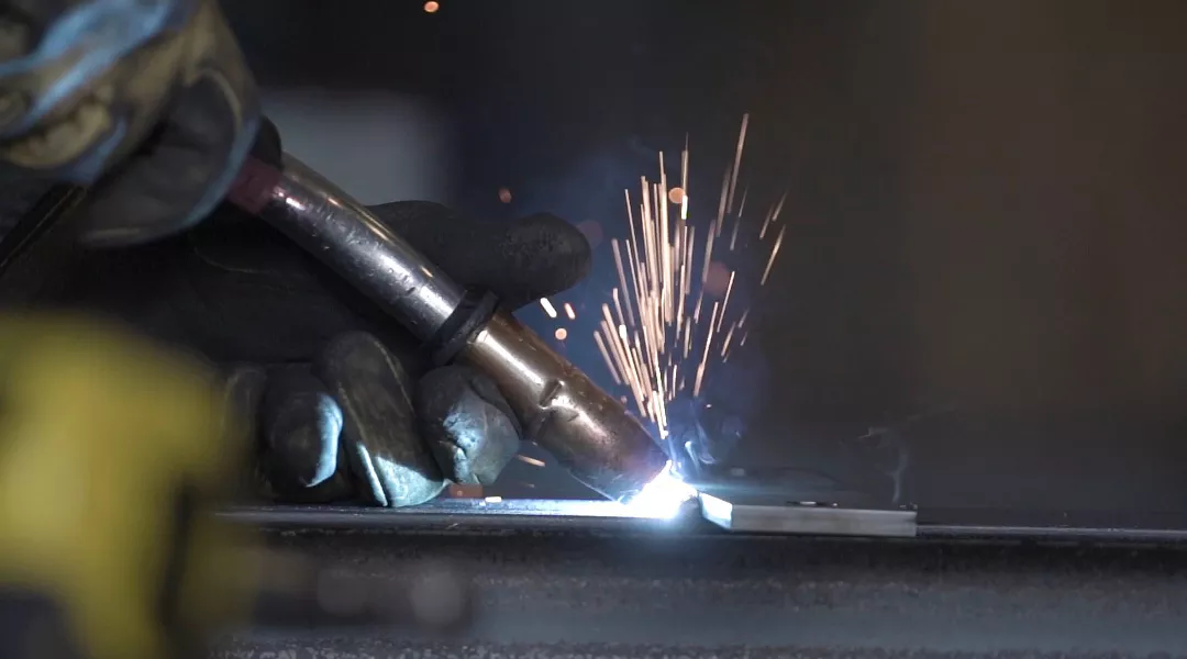 video cover 2 قطعات خودرو دهقان نیری