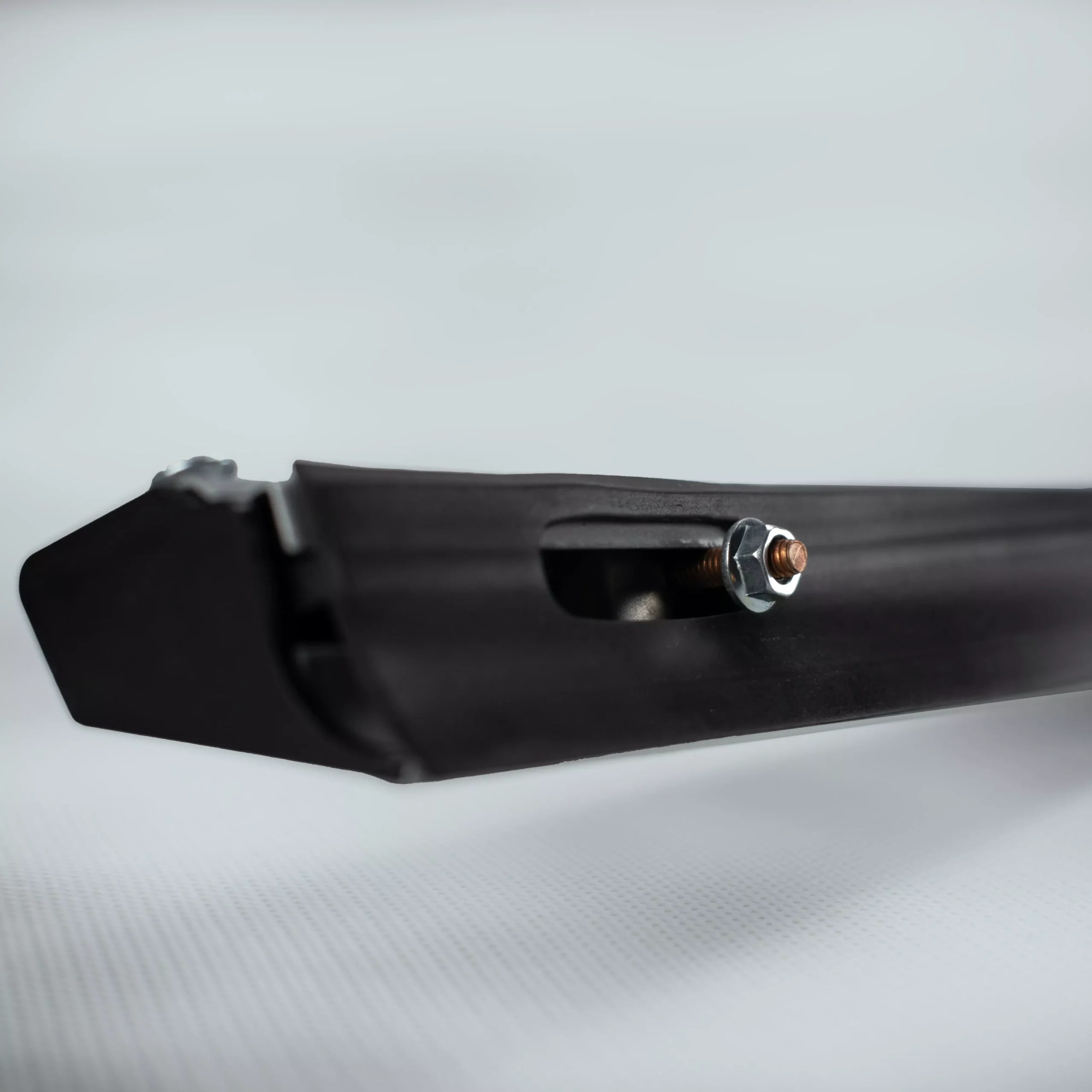 زه در موتور نیسان زامیاد مشکی